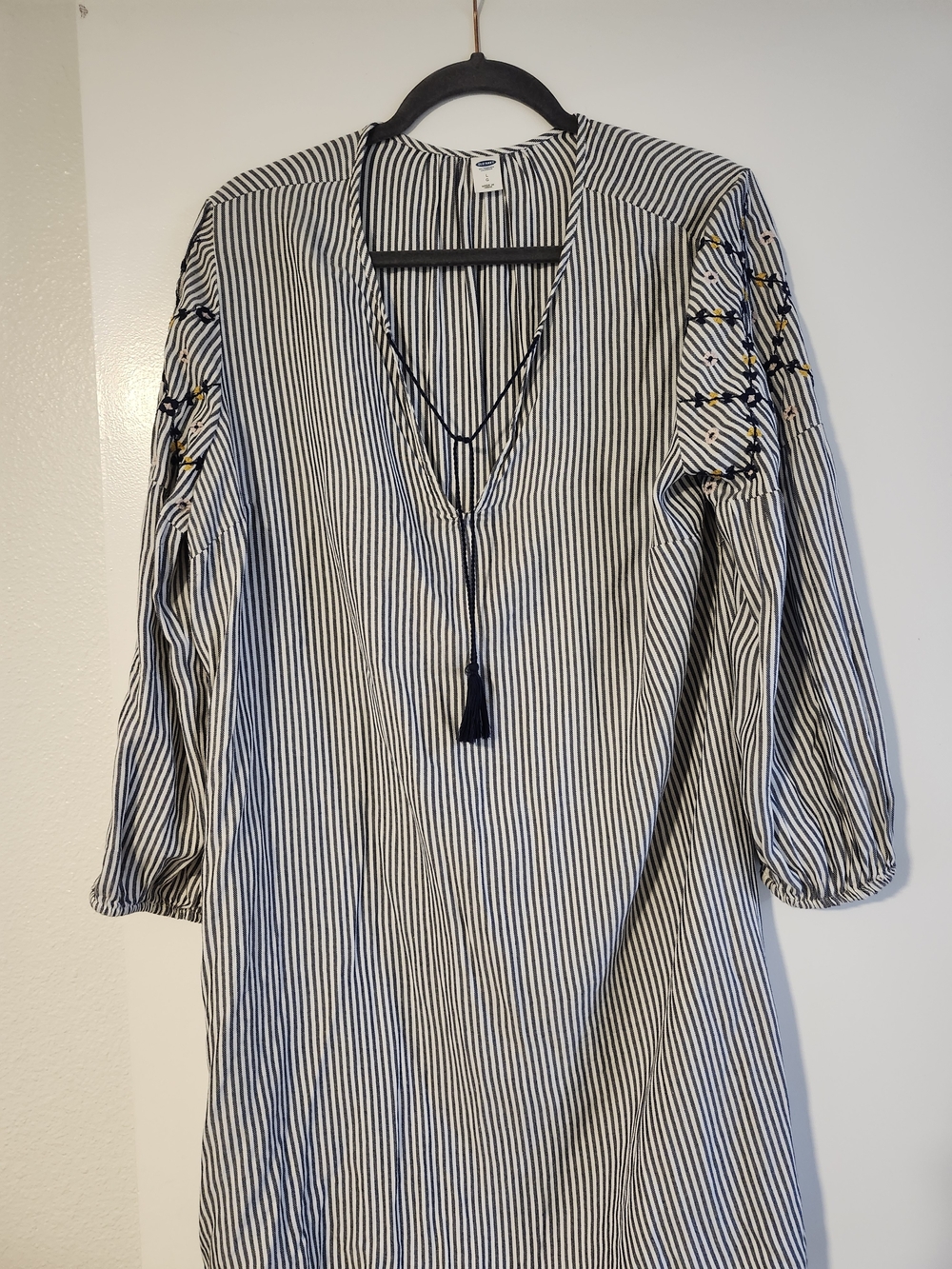 Old Navy Navy and White Striped V-Neck Tassel Tunic Dress